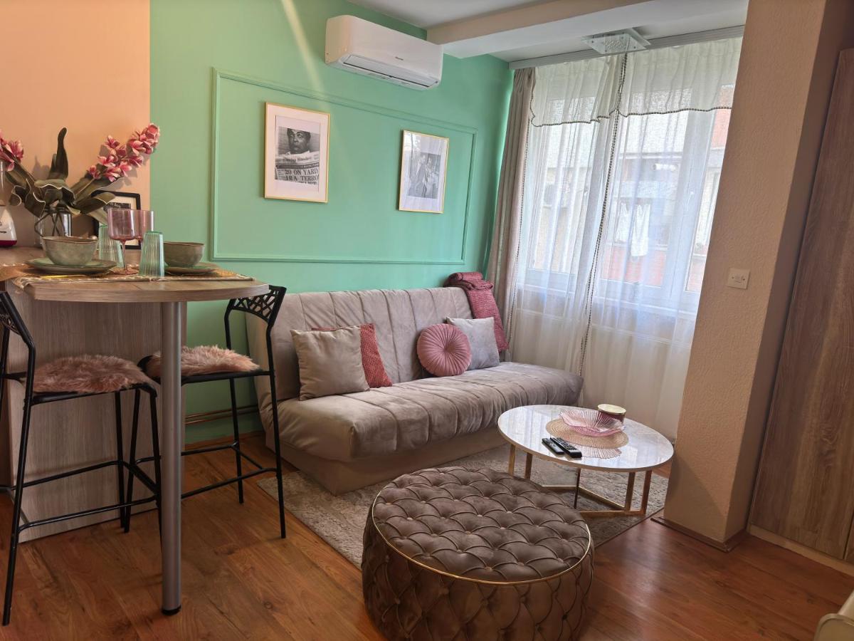 M2 Suite by Central Park - Housity
