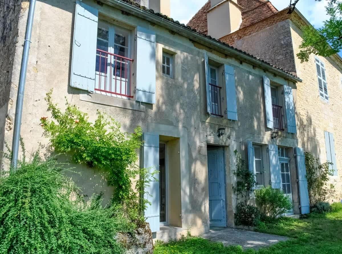 House with garden and view ideal location in Limeuil for 6 people - Housity