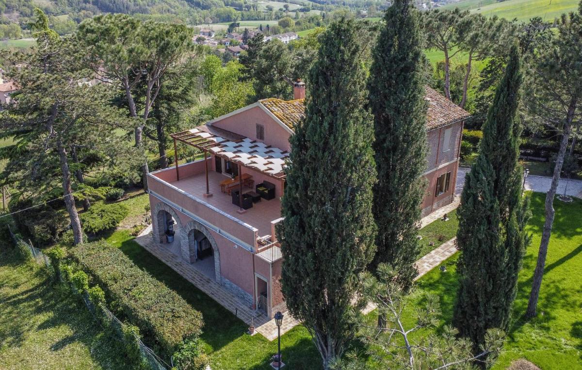 Cozy Home In Cappone Di Vallefoglia - Housity