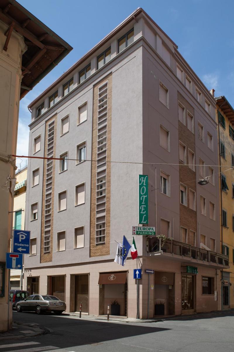 Hotel Europa Parking - Housity