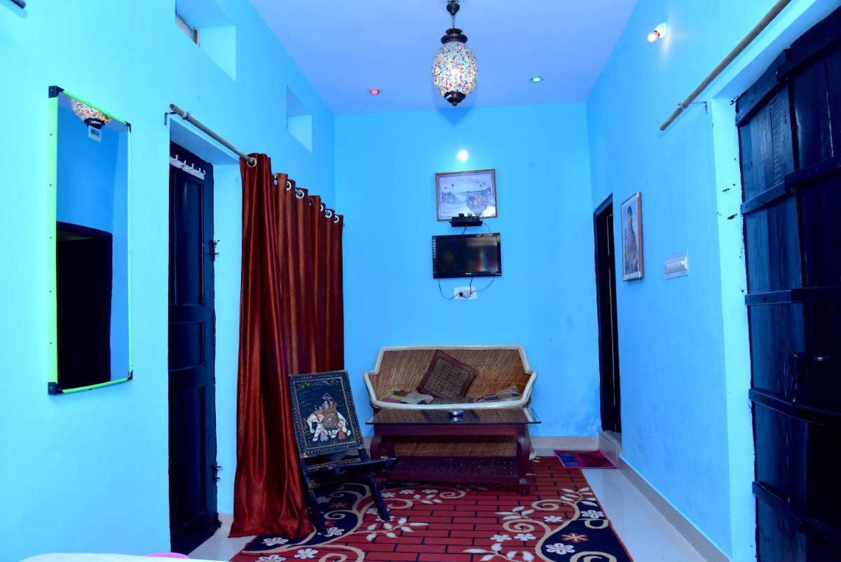 Hotel Moon Light - Housity