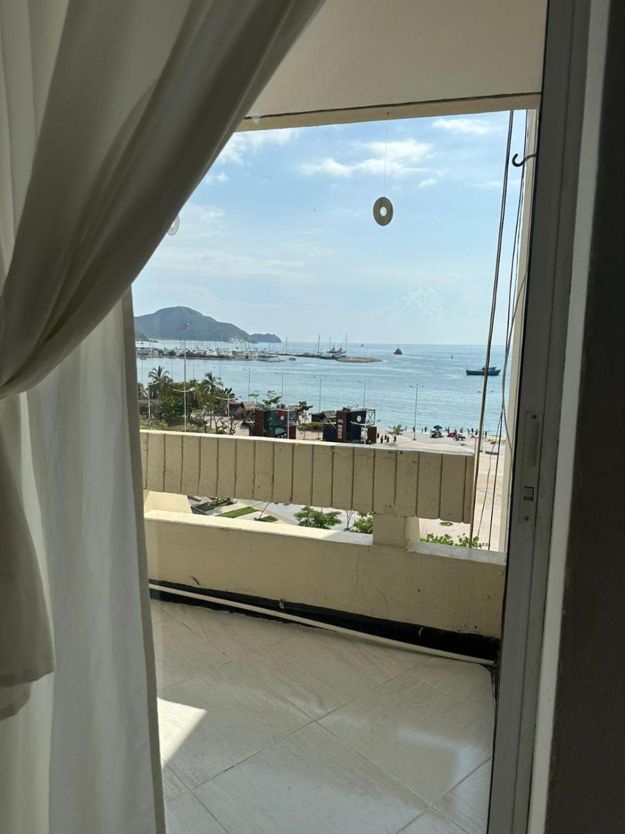 Apto704 CON VISTA AL MAR BAHÍA DE SANTA MARTA - Housity