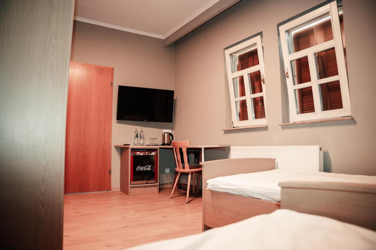 Angelis Pension Frankfurt Airport - Housity