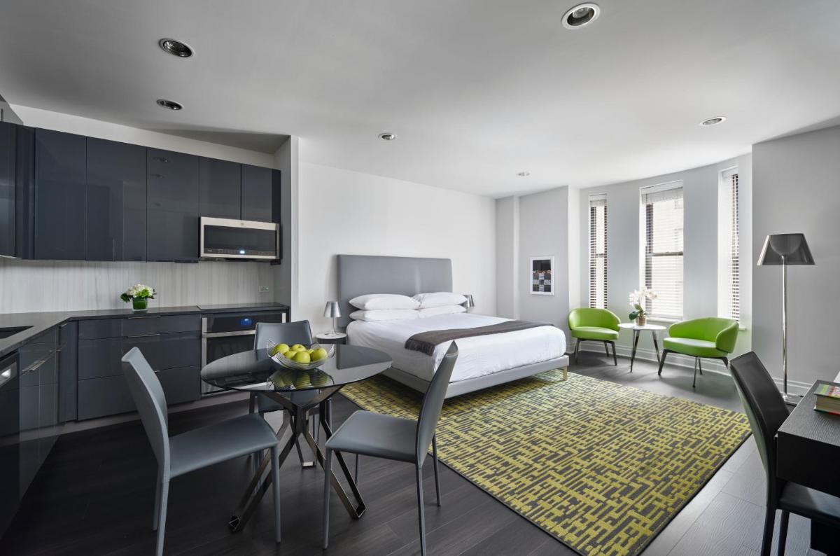 AKA Times Square - Housity