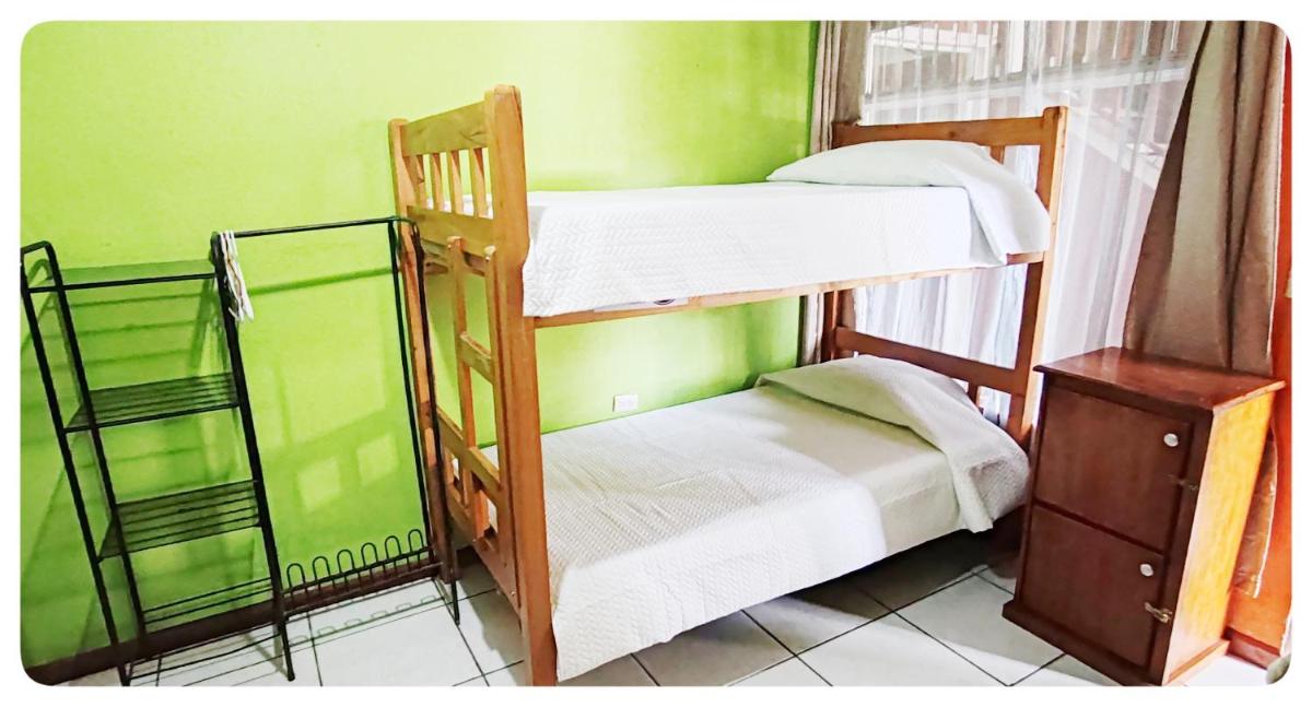 Hostel Coati Place Bed & Breakfast Adults Only - Housity