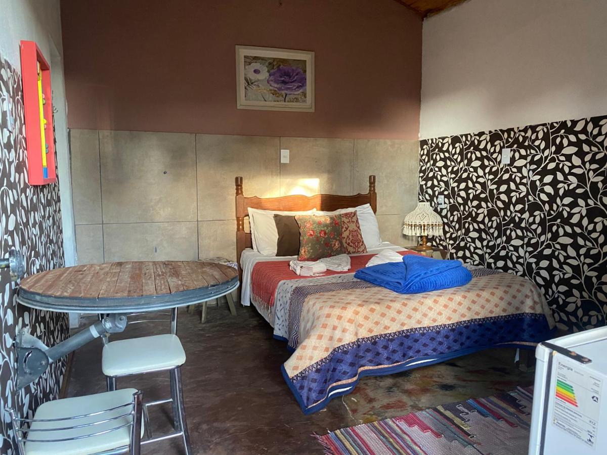 Cantinho Shirloca - Housity