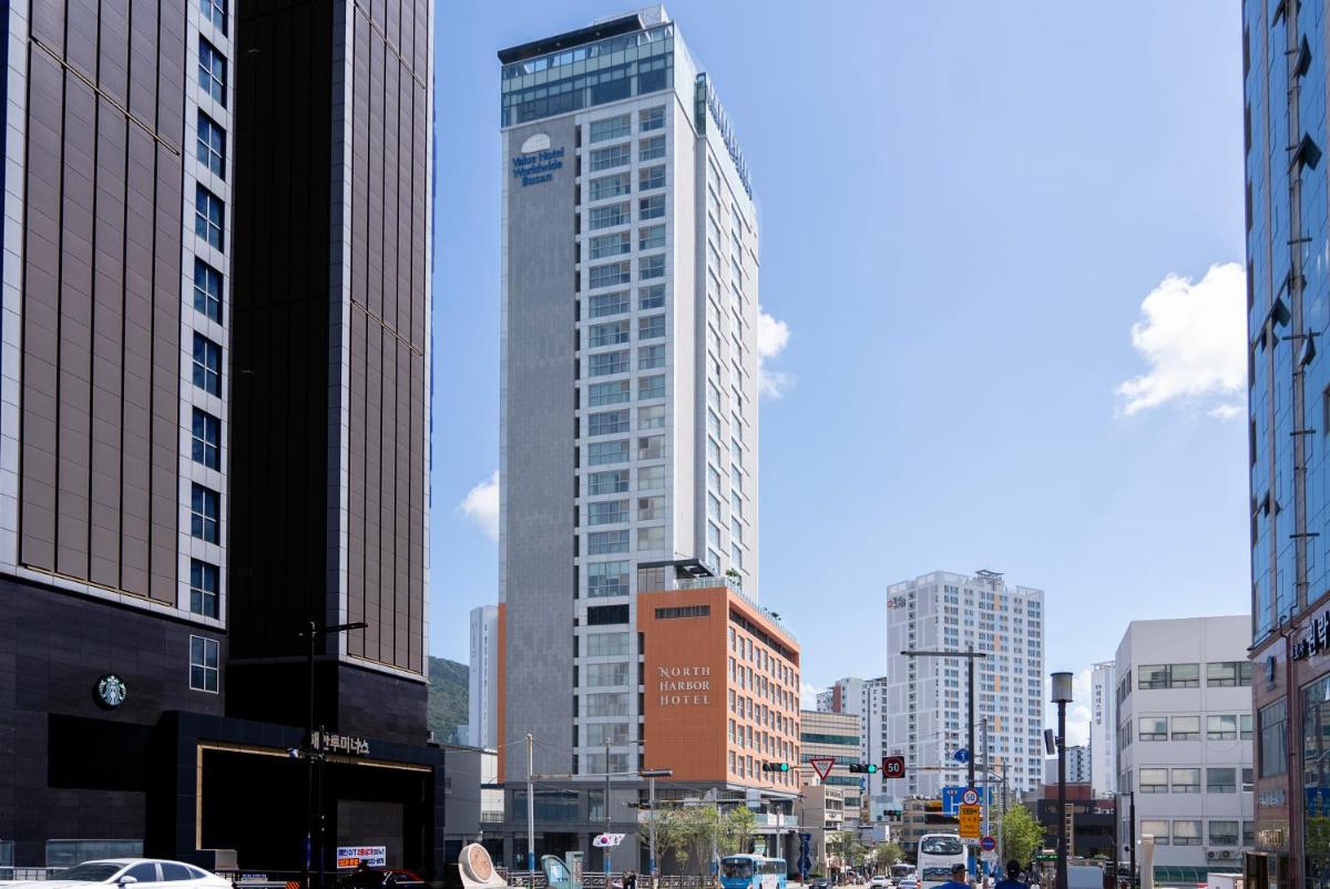 Northharbor Hotel - Housity