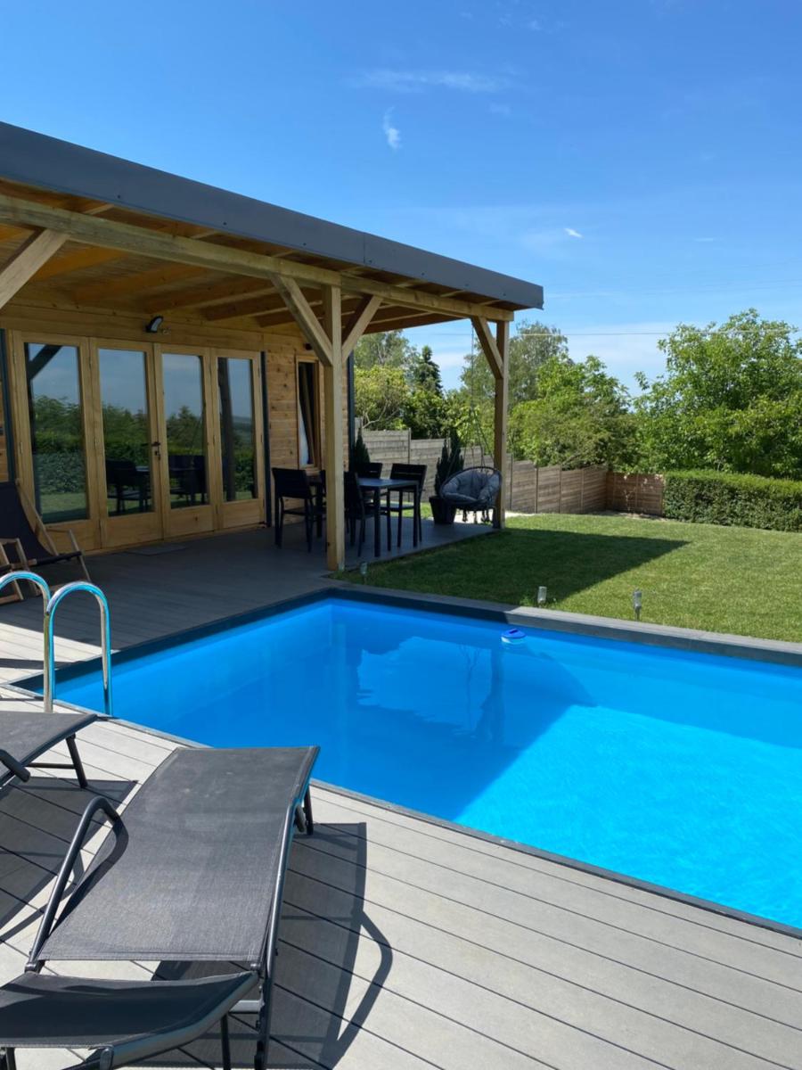 Woody House - Housity