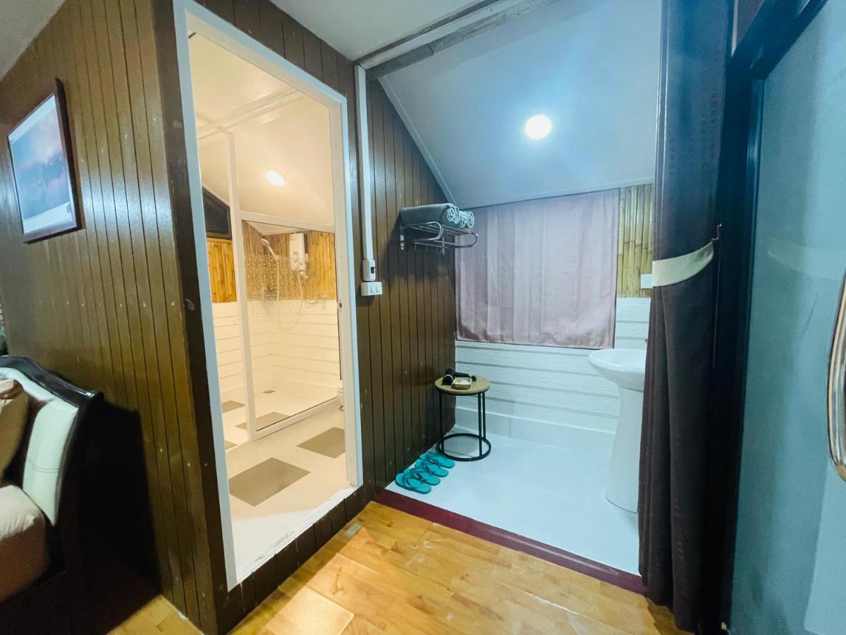 บ้านริมเลปากประ Banrimlay Pakpra - Housity