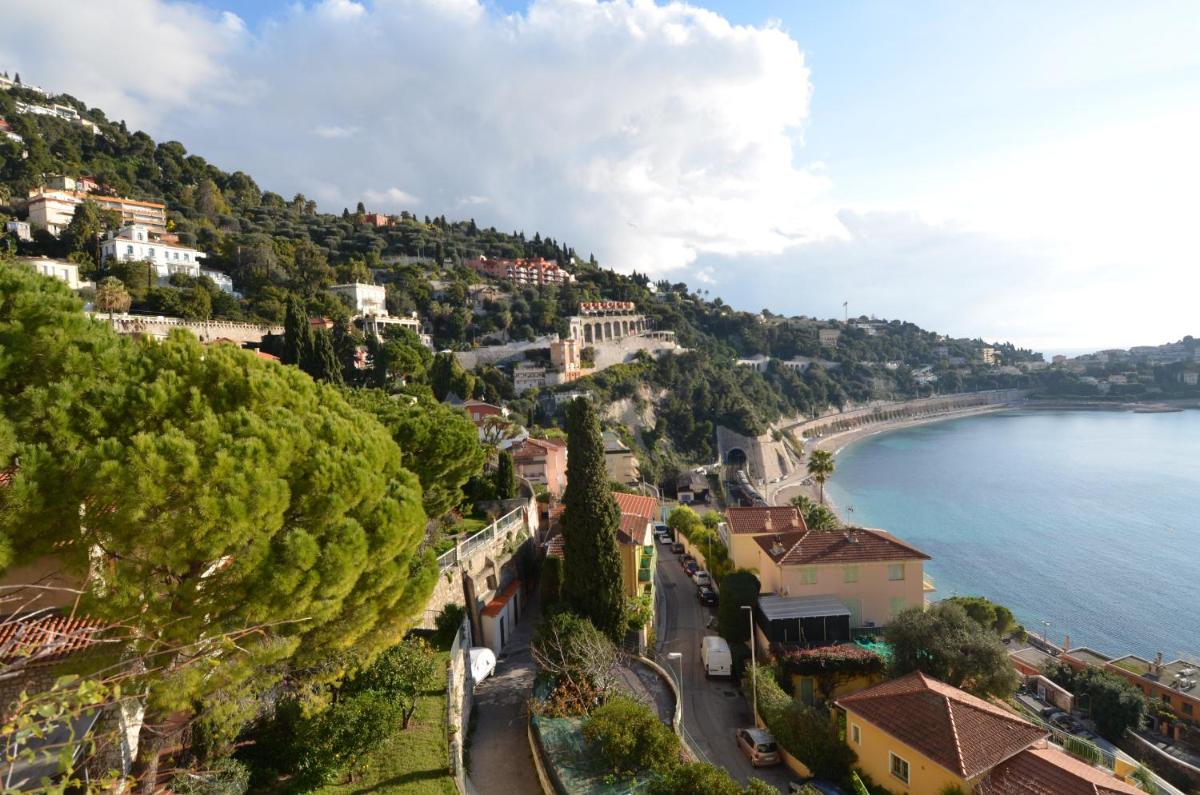 NEREIDES - Appartement 4 personnes avec Vue Mer exceptionnelle à Villefranche-sur-Mer - Housity