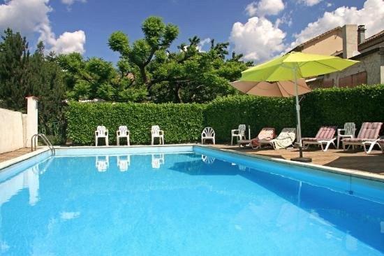 HOTEL LES MARRONNIERS - Housity