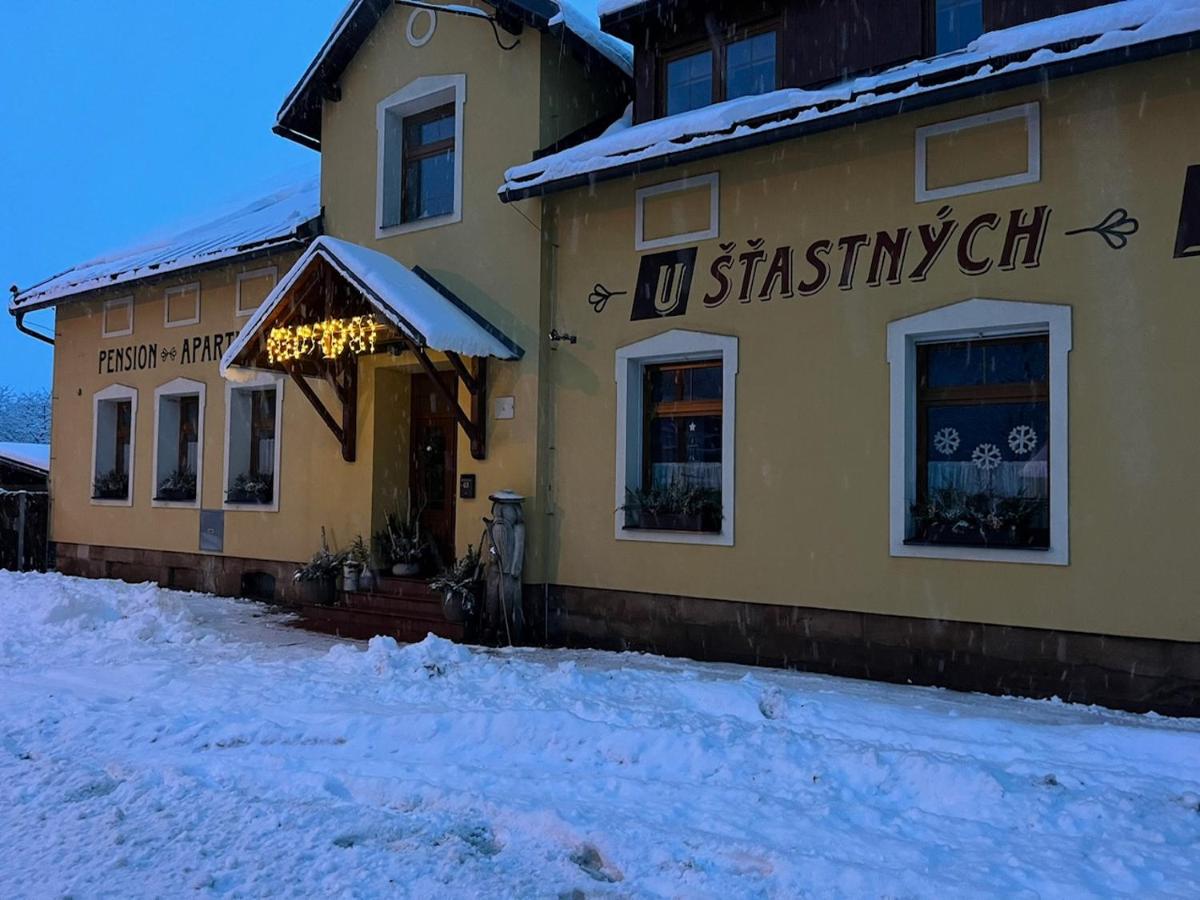 Rodinné apartmány U Šťastných - Housity