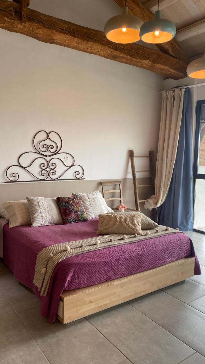 B&B The Wine Room - Az. Agr. Matunei - Housity