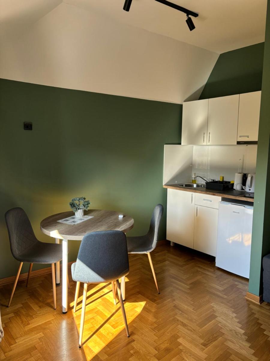 Stari apartmani - Housity