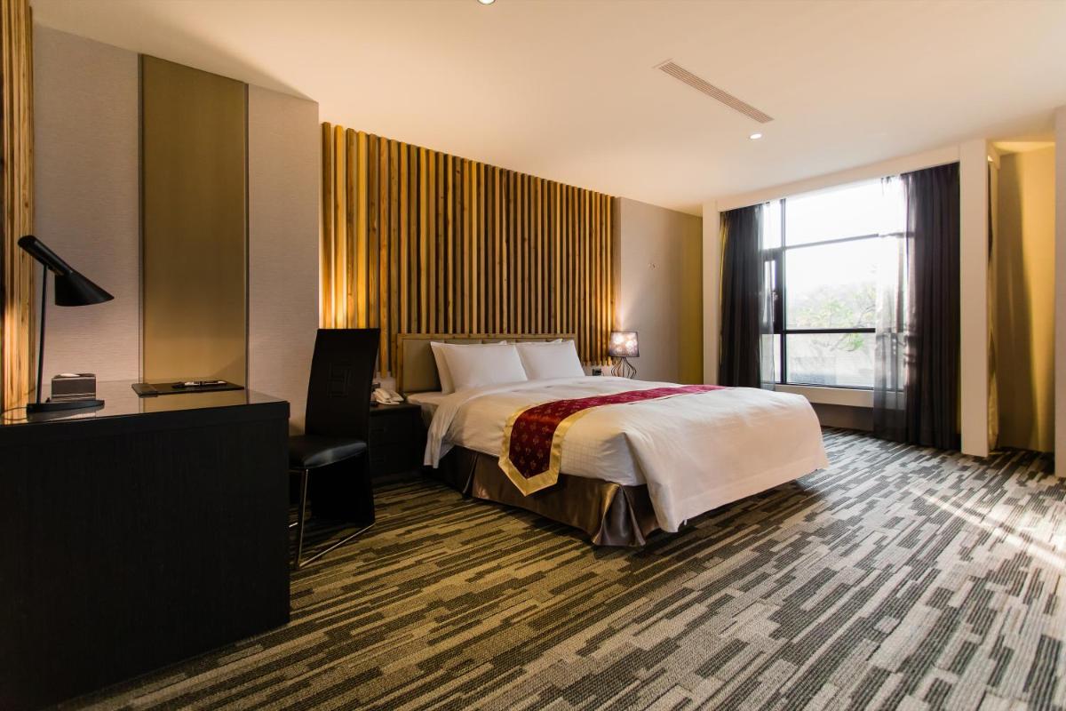Chiayi Oriental Pearl International Hotel - Housity