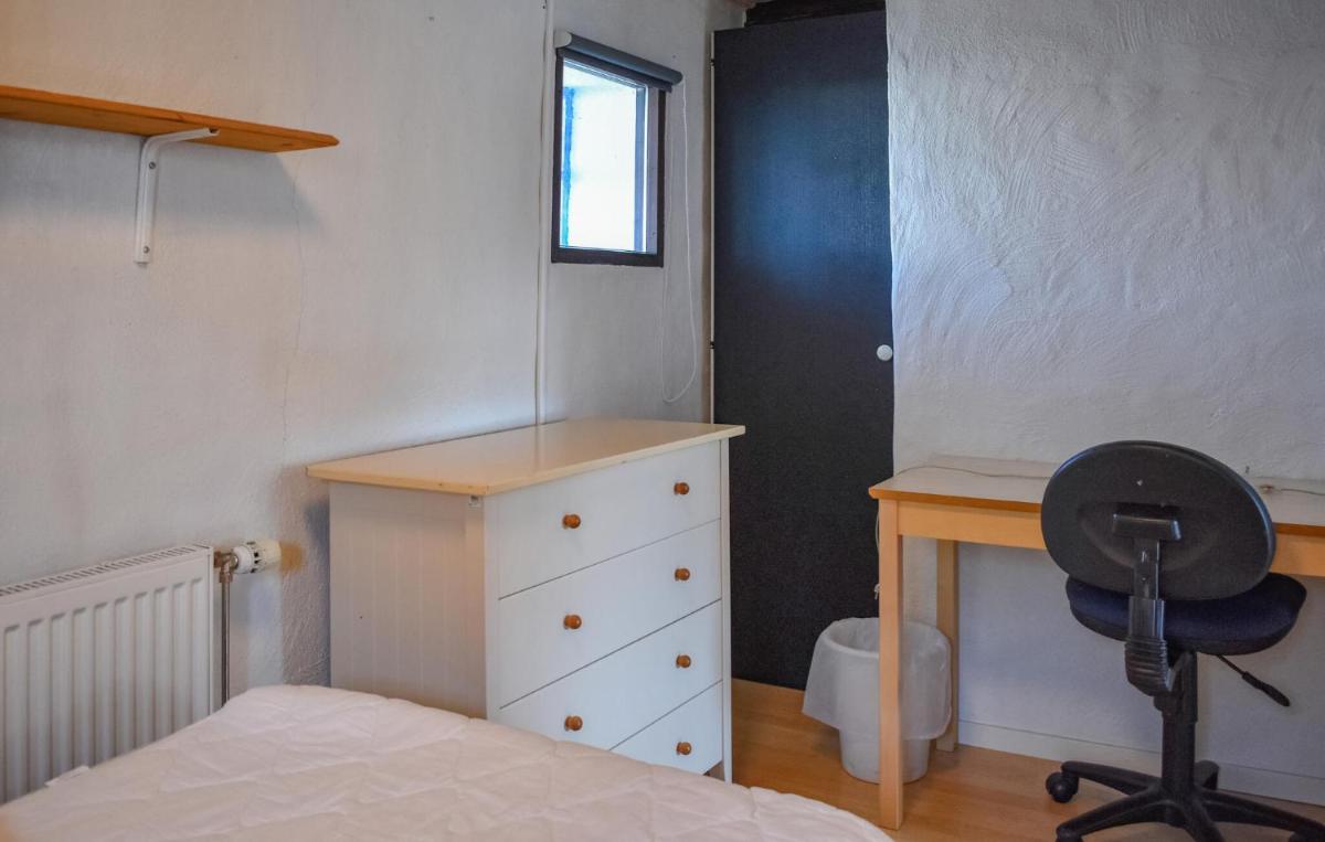 Stunning Home In Tomelilla With Wifi - Housity