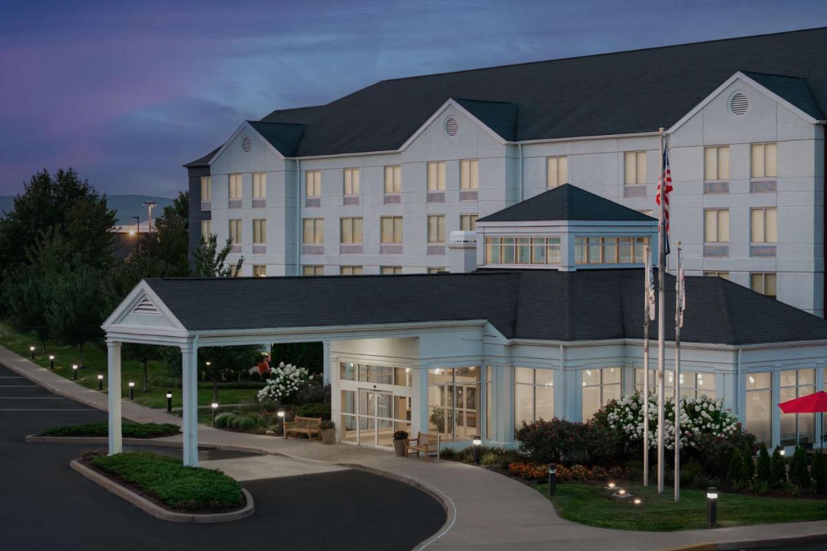 Hilton Garden Inn Wilkes-Barre - Housity