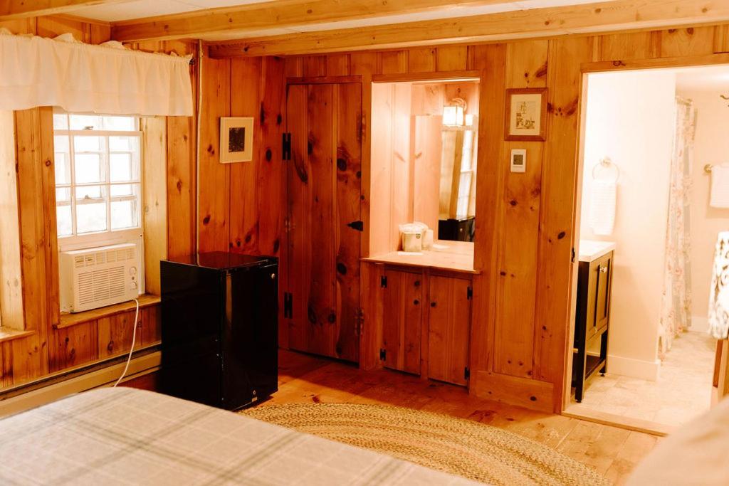 Snowvillage Inn - Housity