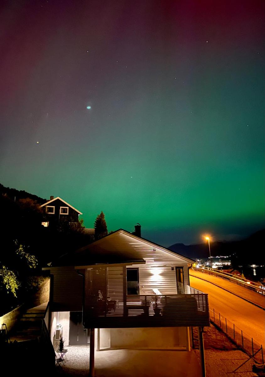 Sognefjorden View - Housity
