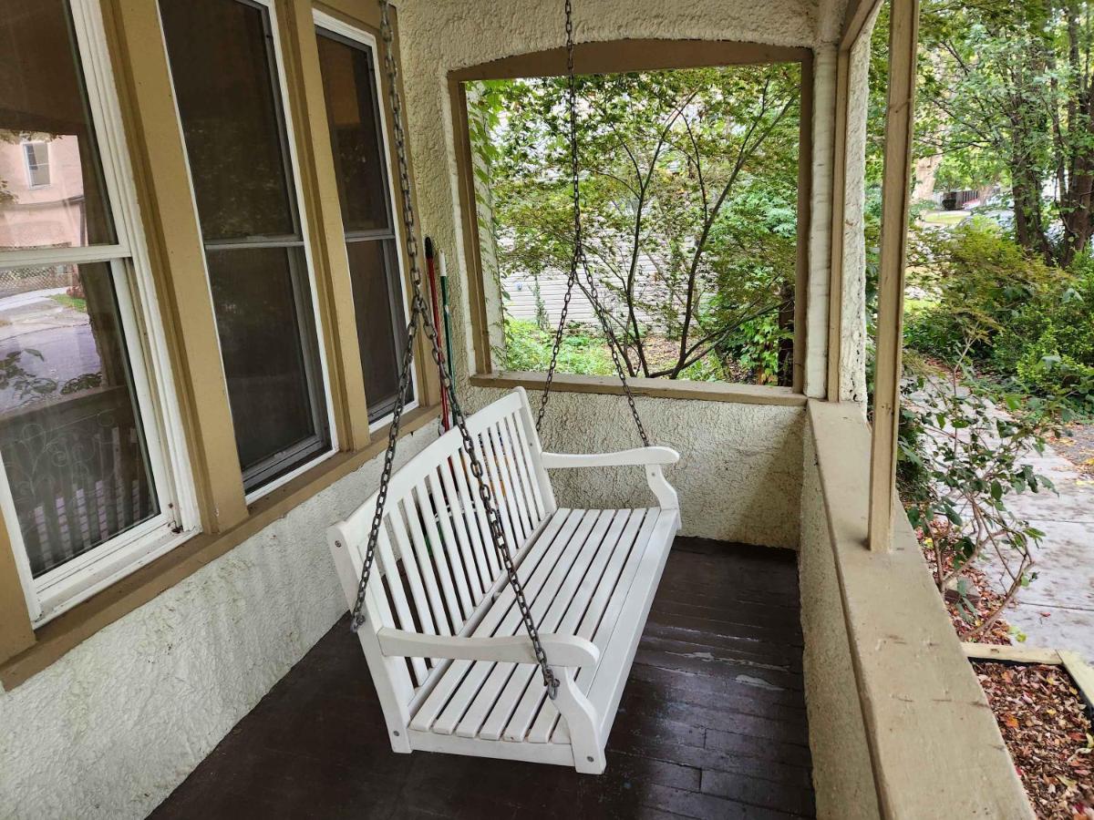 Cozy 3 Bedroom House in Downtown Ithaca - Housity