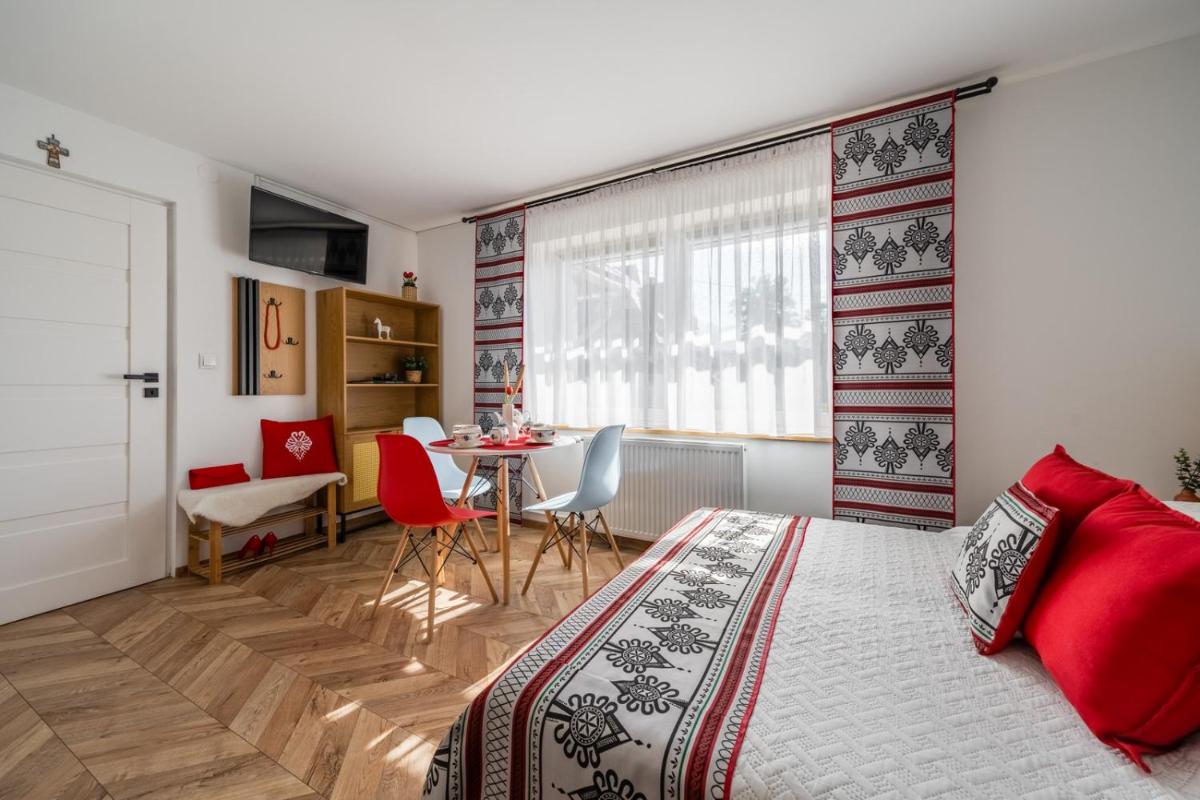 Góralskie Kąciki Pokoje & Apartamenty Zakopane Jacuzzi na wyłączność - Housity