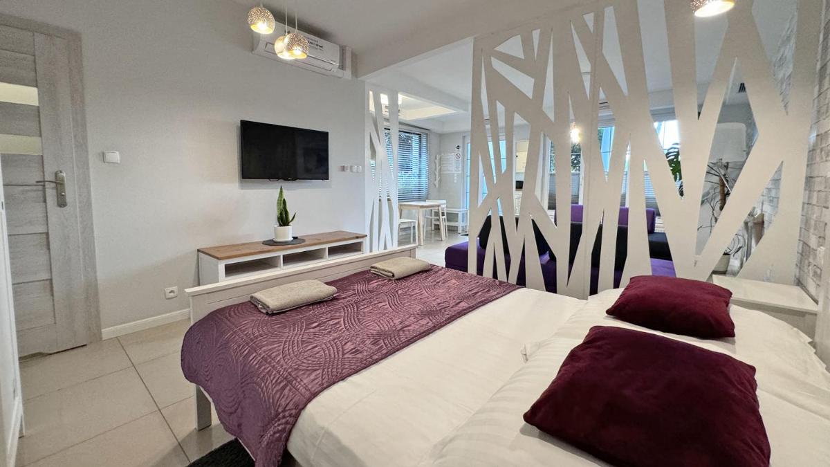 U Dorotki - Apartamenty i Pokoje - Housity