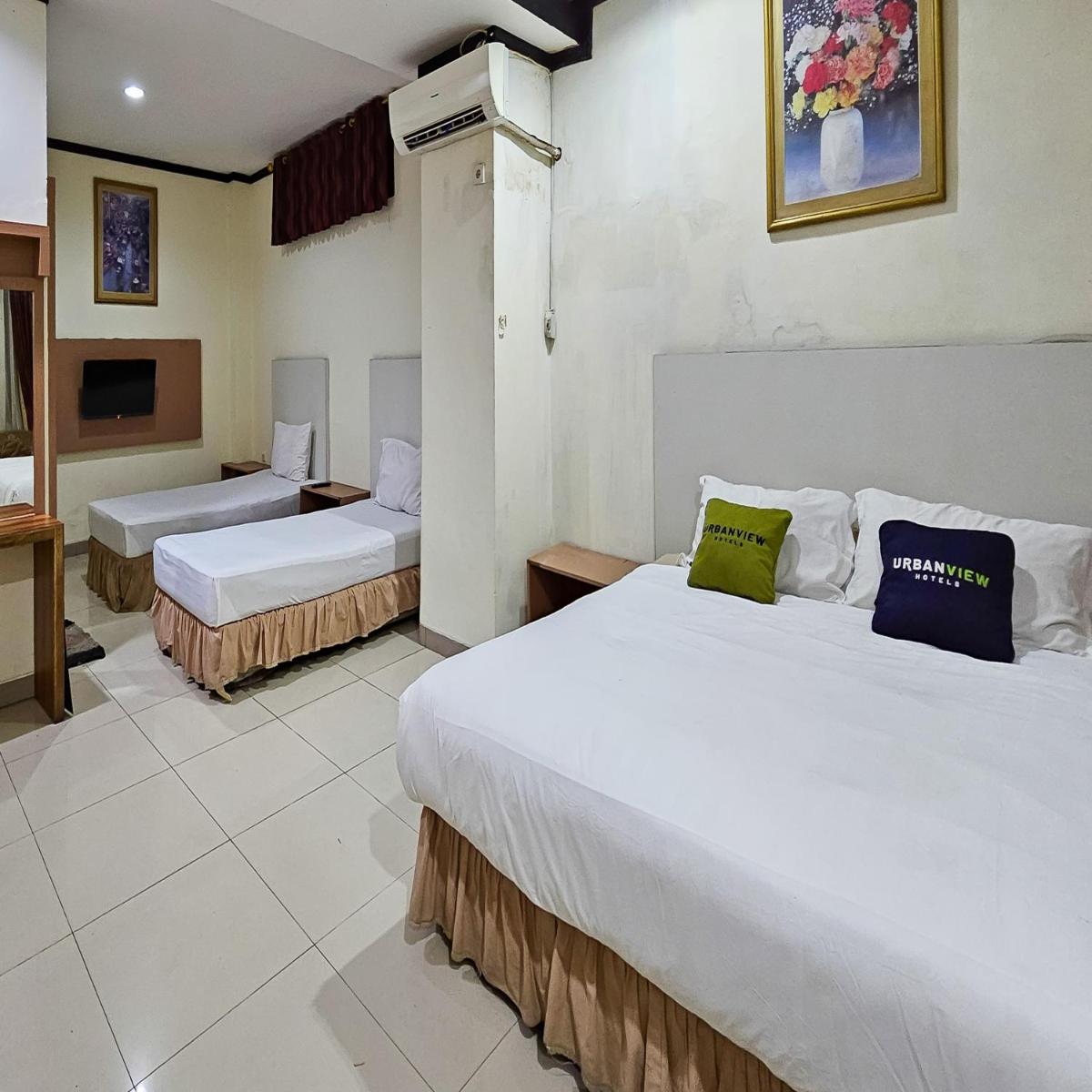 Urbanview Hotel Kharisma Banjarmasin - Housity