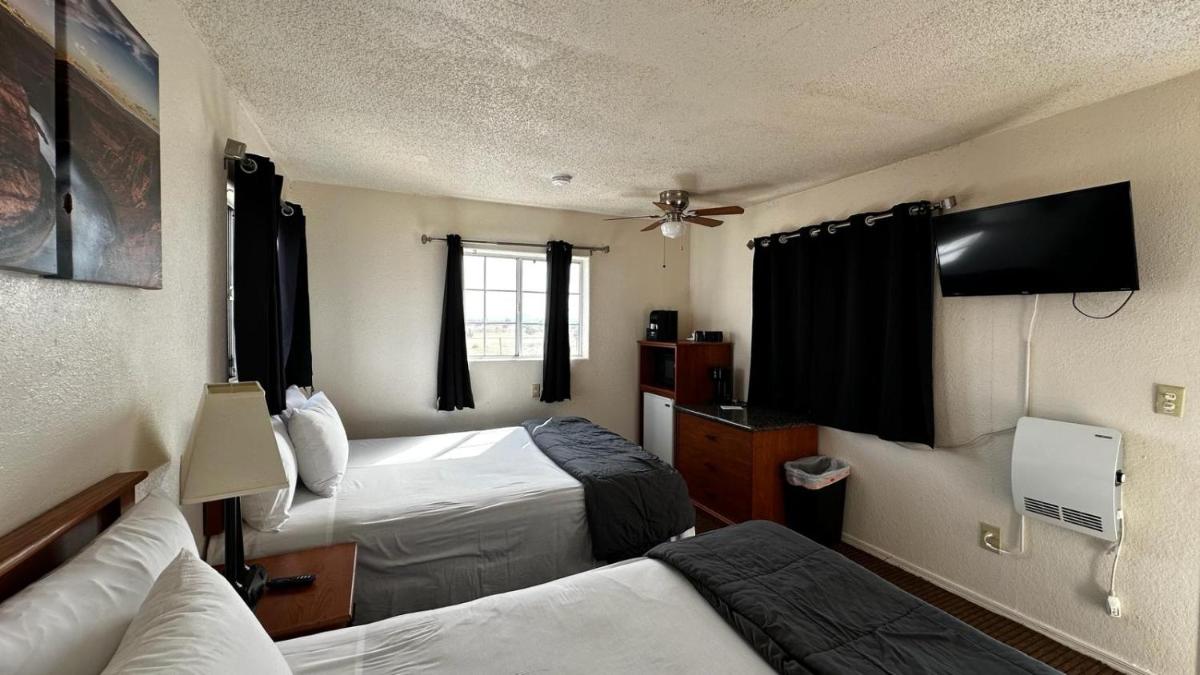 071B Private Studio near Grand Canyon South Rim Sleeps 6- No Kitchen - Housity