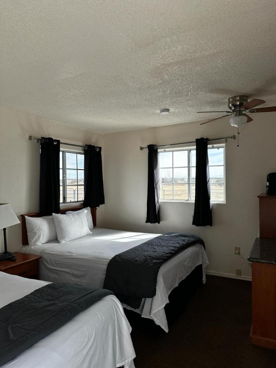 071B Private Studio near Grand Canyon South Rim Sleeps 6- No Kitchen - Housity