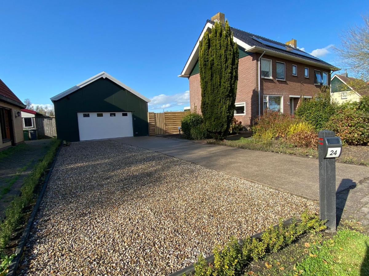 Woning aan het water in het Friese Merengebied - Housity