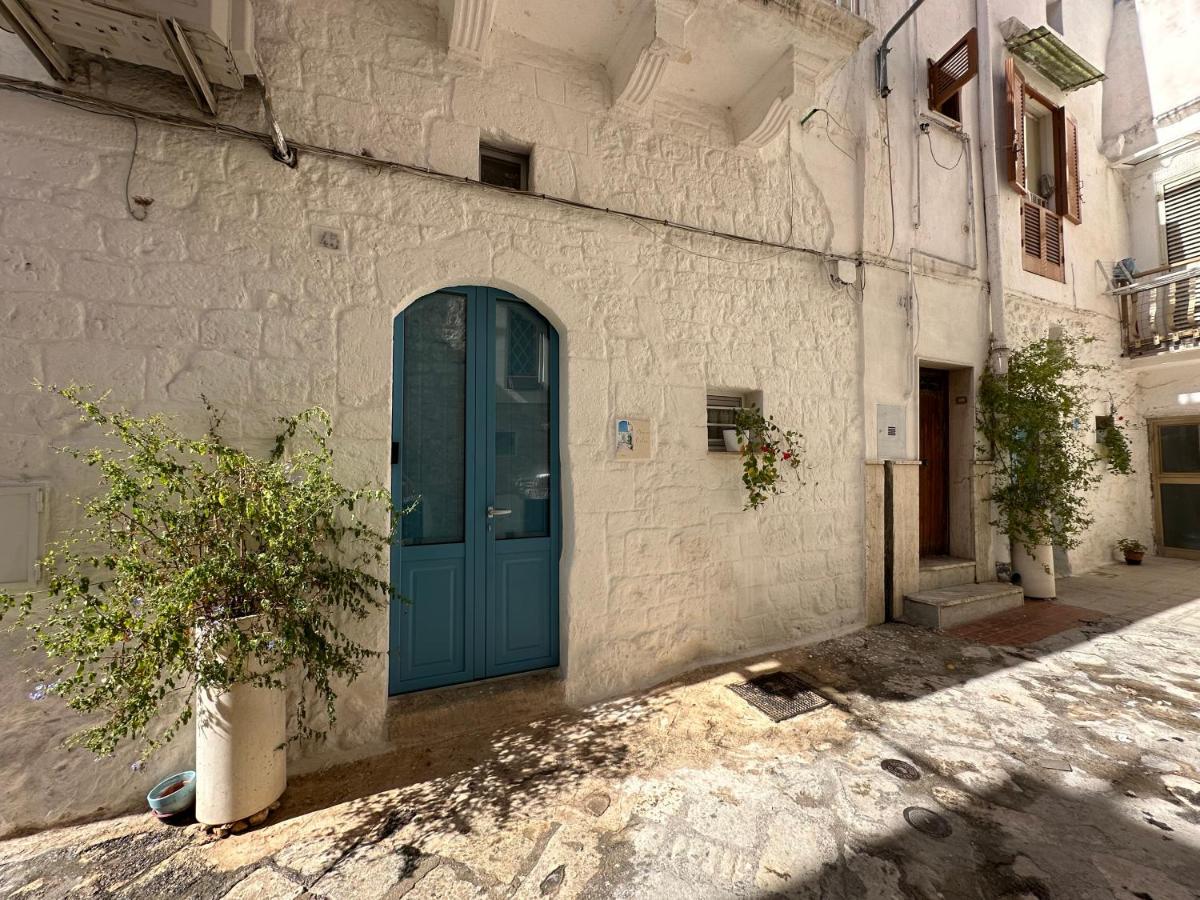 Bianco Calce - Ostuni - Housity