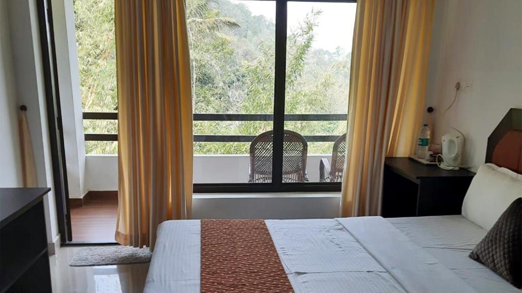 Spring and Valley View - Housity