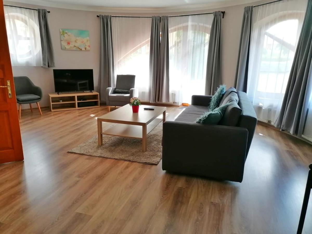 Pannonia Apartman - Housity