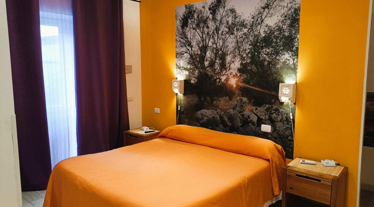 Lanzies Guesthouse - Housity