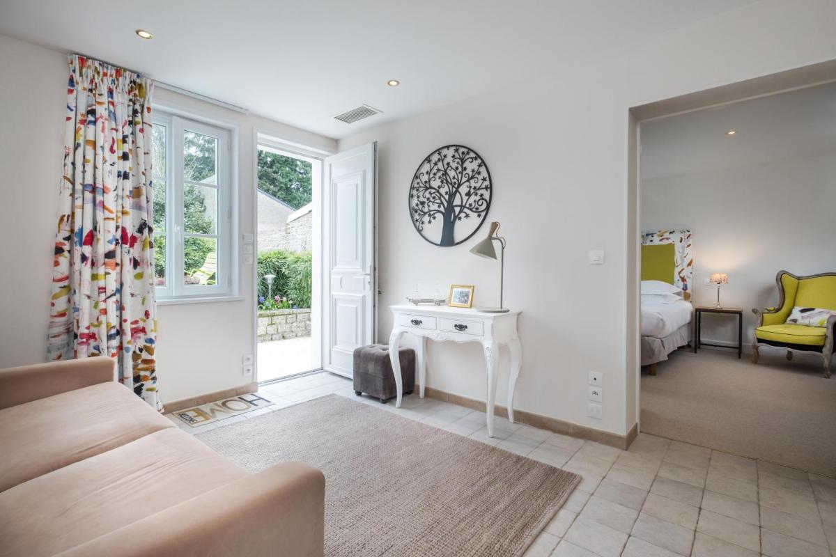 Coin salon dans l'établissement Auberge du Bon Laboureur Chenonceaux