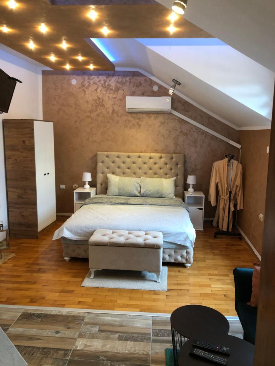 Delux Apartmani Požarevac - Housity