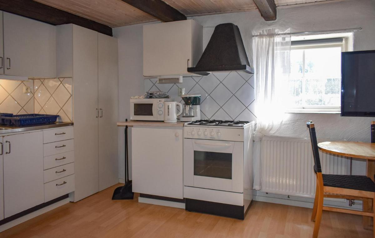 Stunning Home In Tomelilla With Wifi - Housity