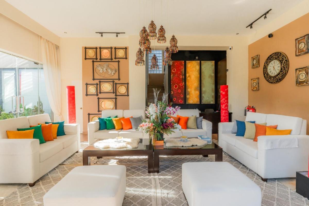 The CheRiz Boutique - Housity