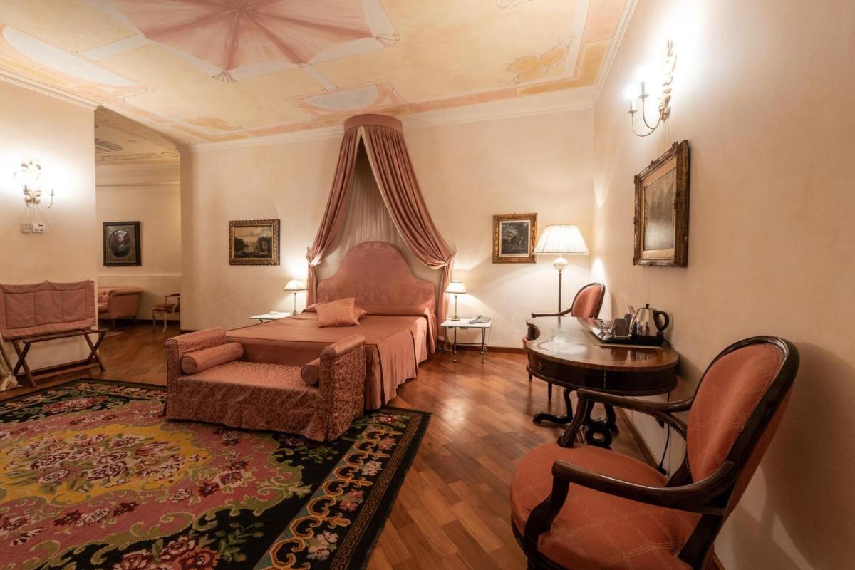 Palazzo Finati - Housity