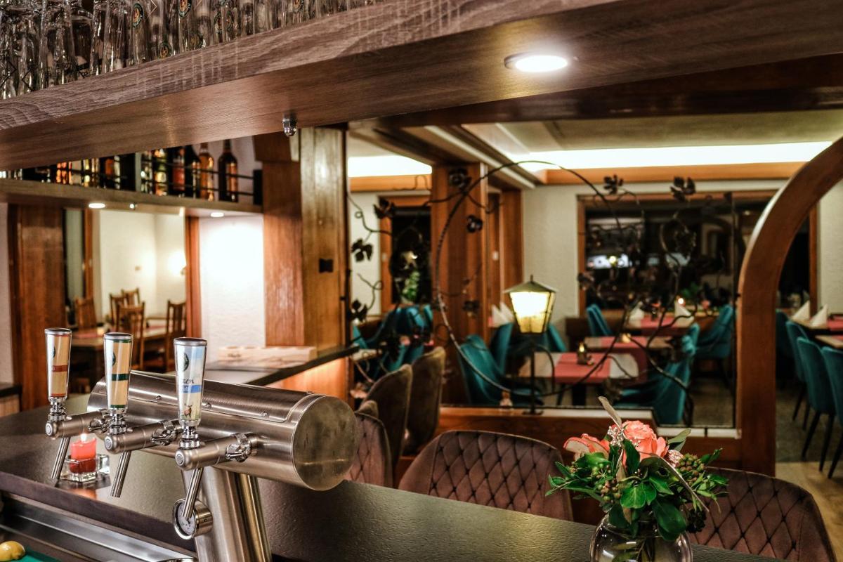 Hotel Restaurant Sonnenschein - Housity