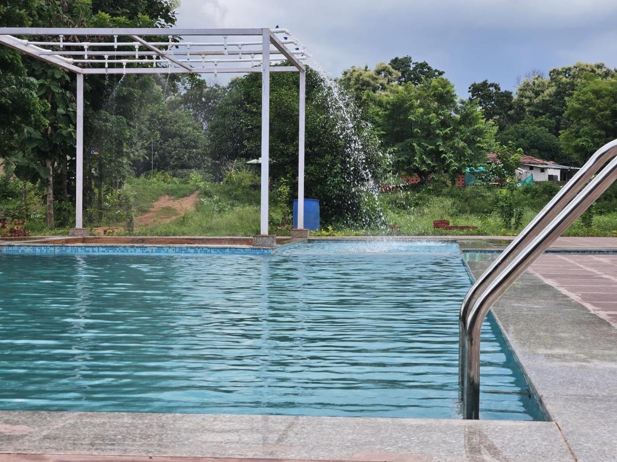 WOW STAYZ2 Pachmarhi Foothill Cottages - Housity