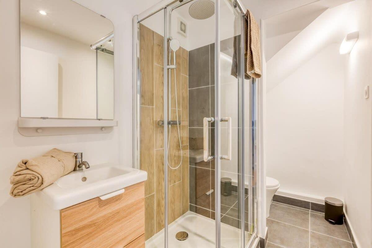 Classy Studio Gif Sur Yvette Proche Versailles - Housity
