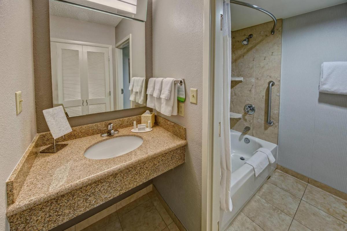 Courtyard by Marriott Abilene Southwest/Abilene Mall South - Housity