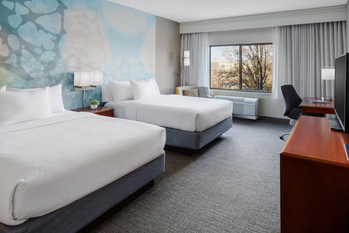 Courtyard by Marriott Roseville Galleria Mall/Creekside Ridge Drive - Housity