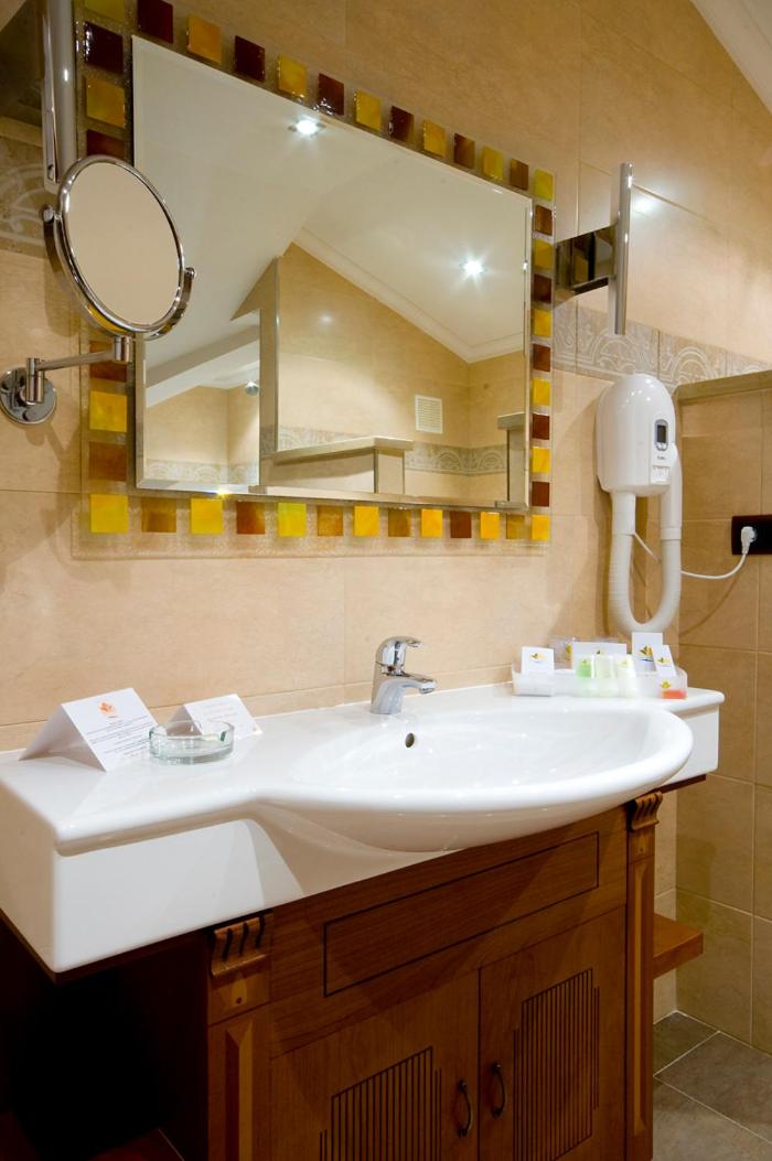 Un baño de Hotel Palacio de la Magdalena