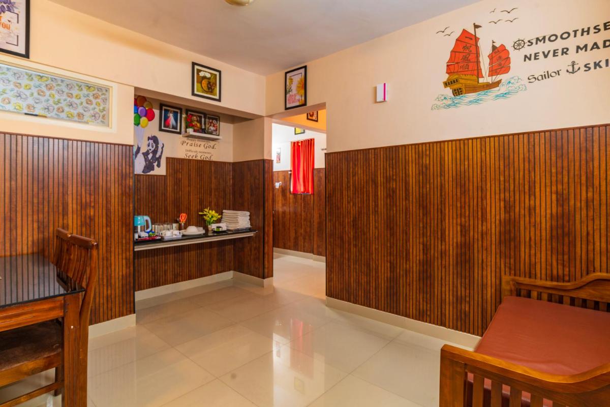 Sancta Maria Airport Hotel - Housity