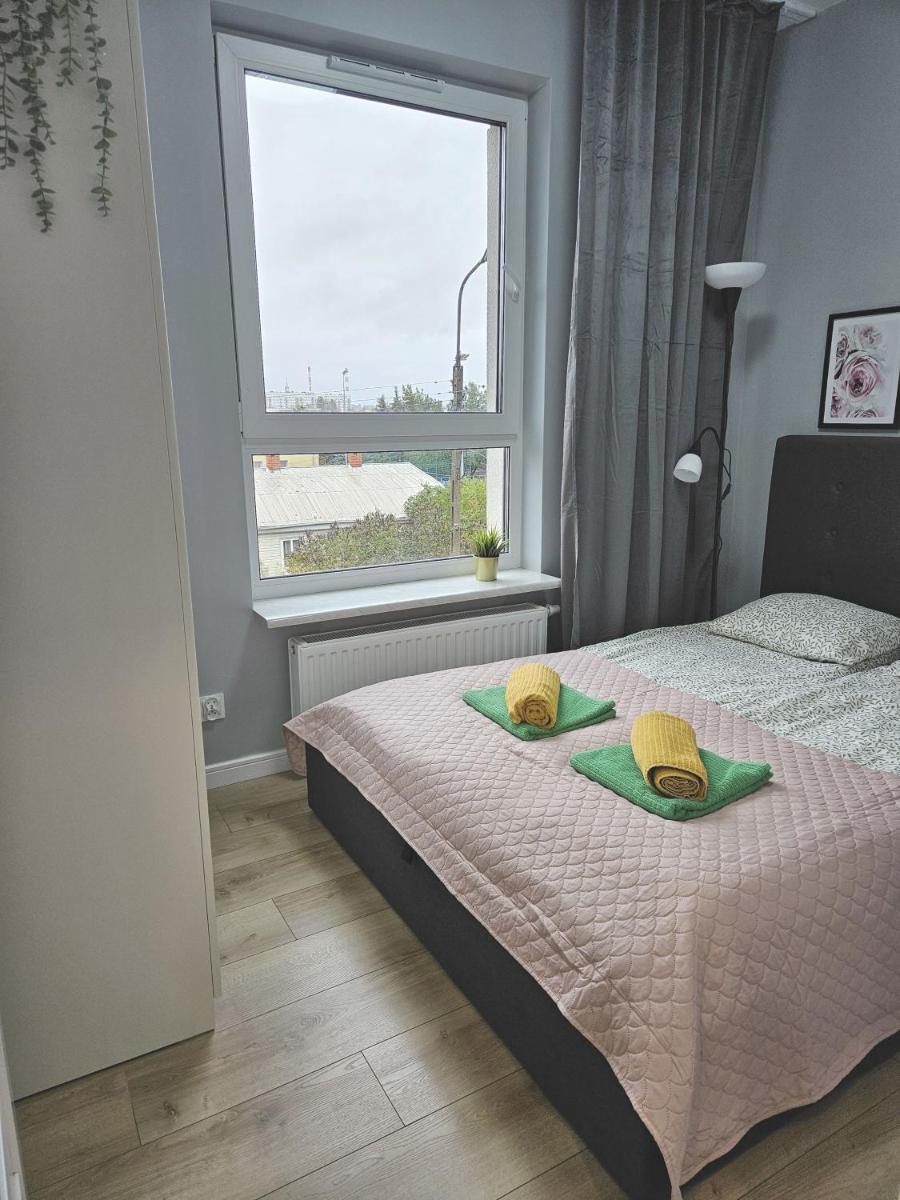Urban Jungle - Grey Apartment - Housity