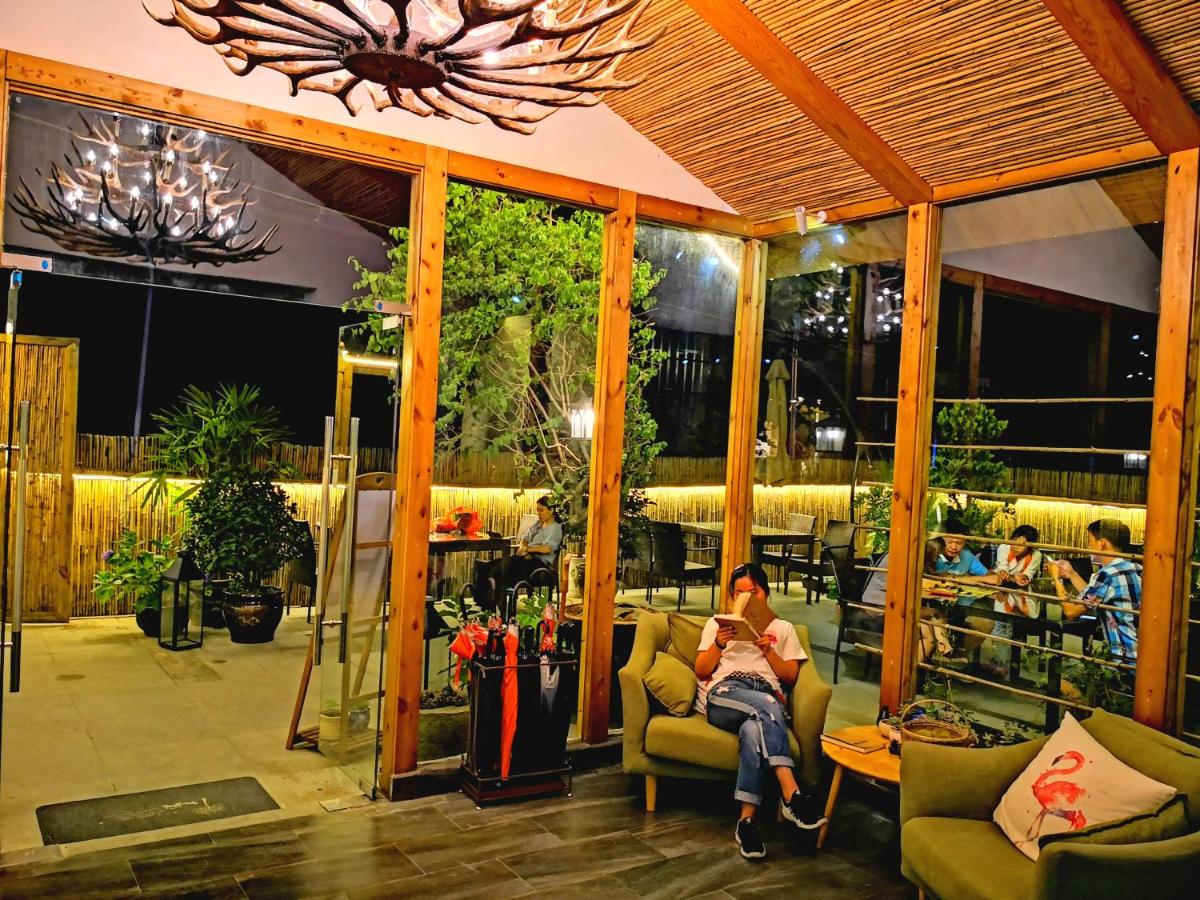 Zhangjiajie Forest Park Youth Hostel - Housity