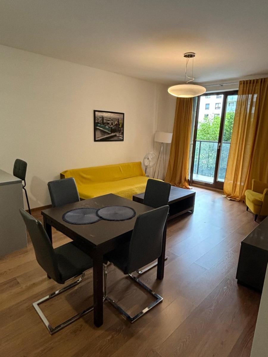 Platinum Towers Apartments - Housity