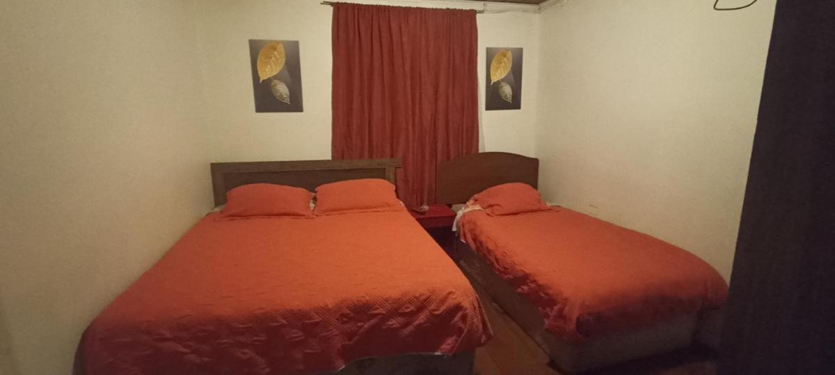 Hostal Familiar Santa María - Housity